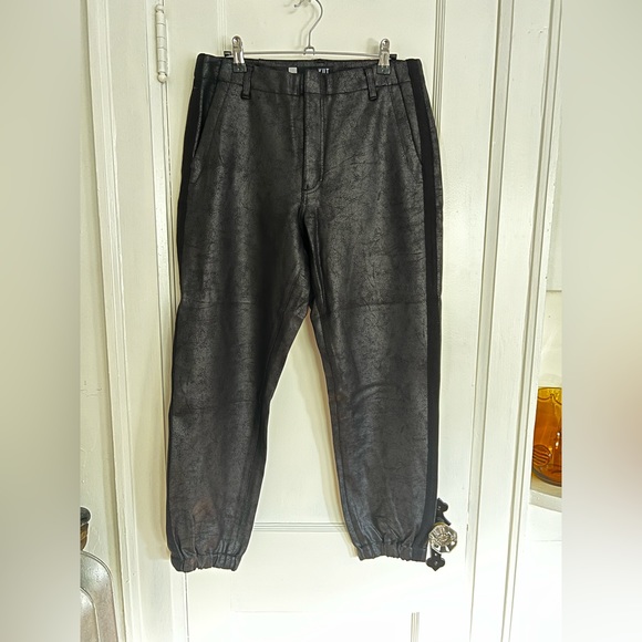 Kut from the cloth faux leather jogger - Picture 1 of 6
